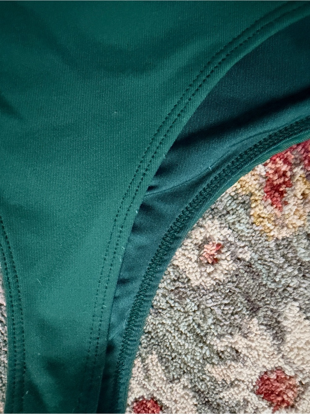 All sports bra - Picture 3 of 5